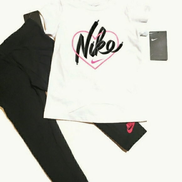 NWT 4T Girl Nike Bundle - Picture 8 of 10